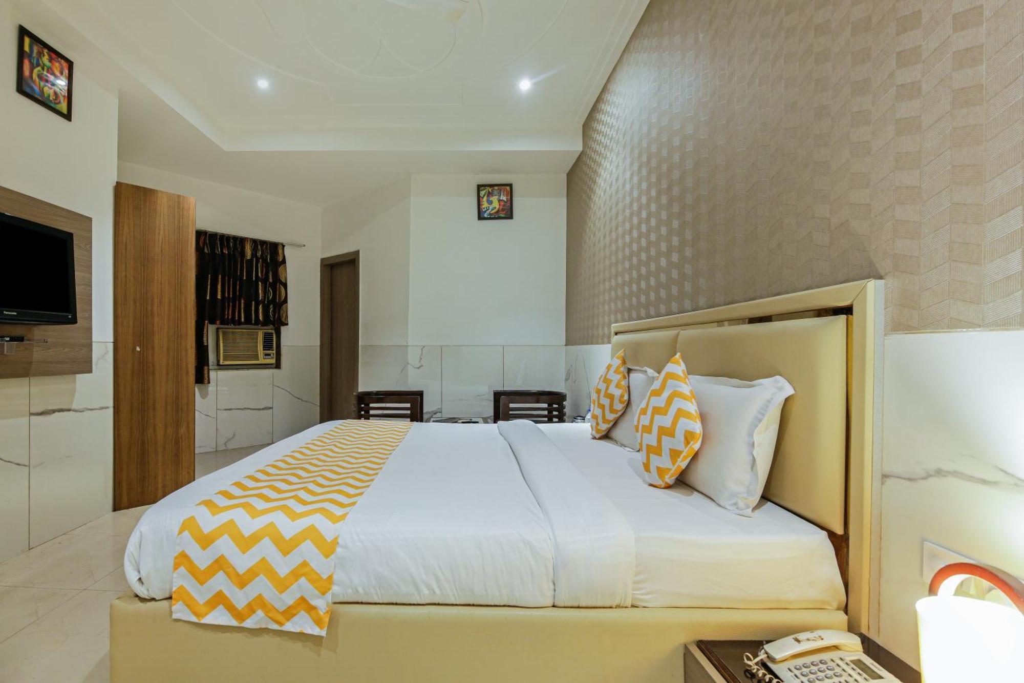 Hotel Delhi 37 By Star Group Near Delhi Airport Yeni Delhi Dış mekan fotoğraf
