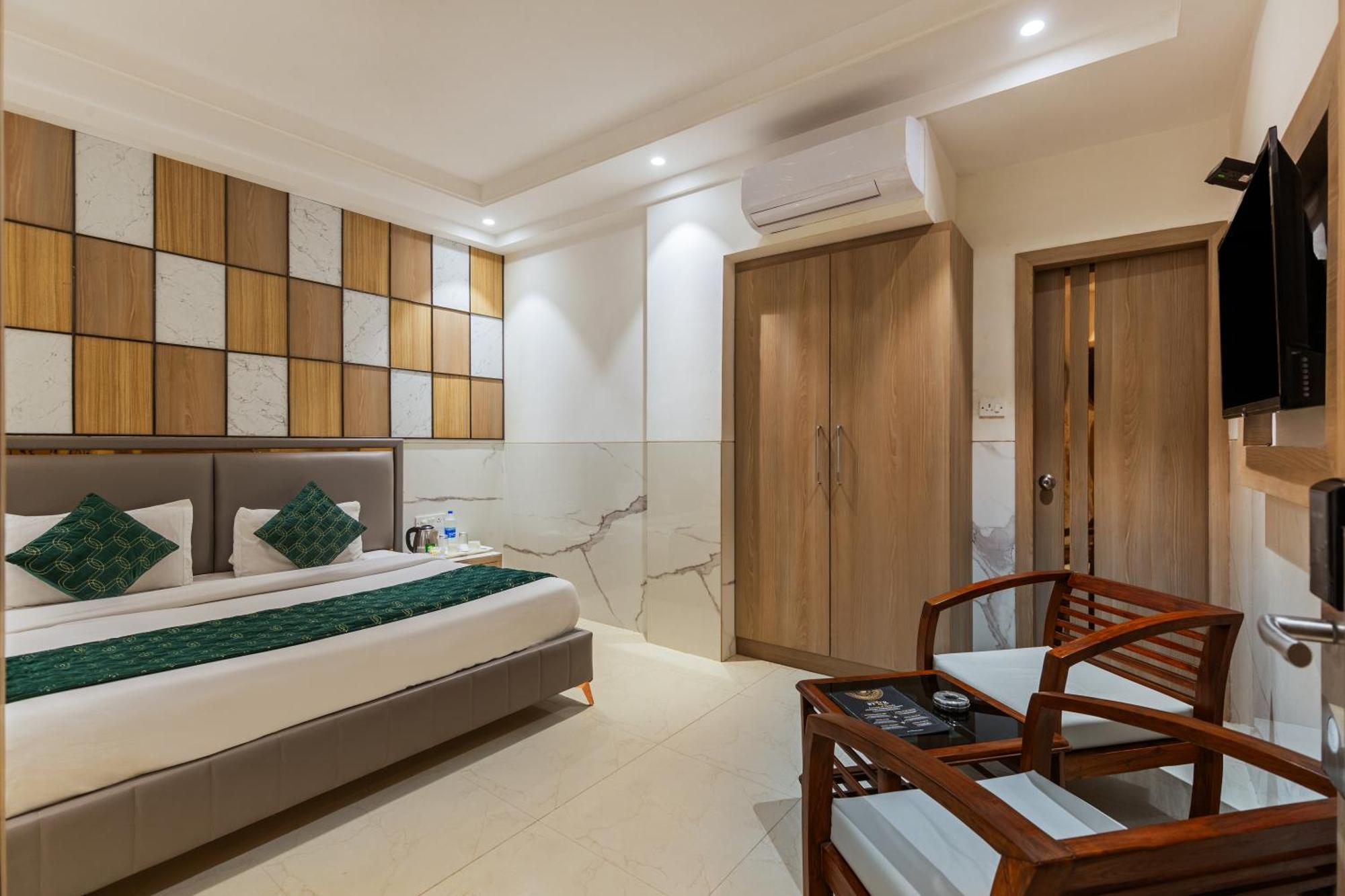 Hotel Delhi 37 By Star Group Near Delhi Airport Yeni Delhi Dış mekan fotoğraf