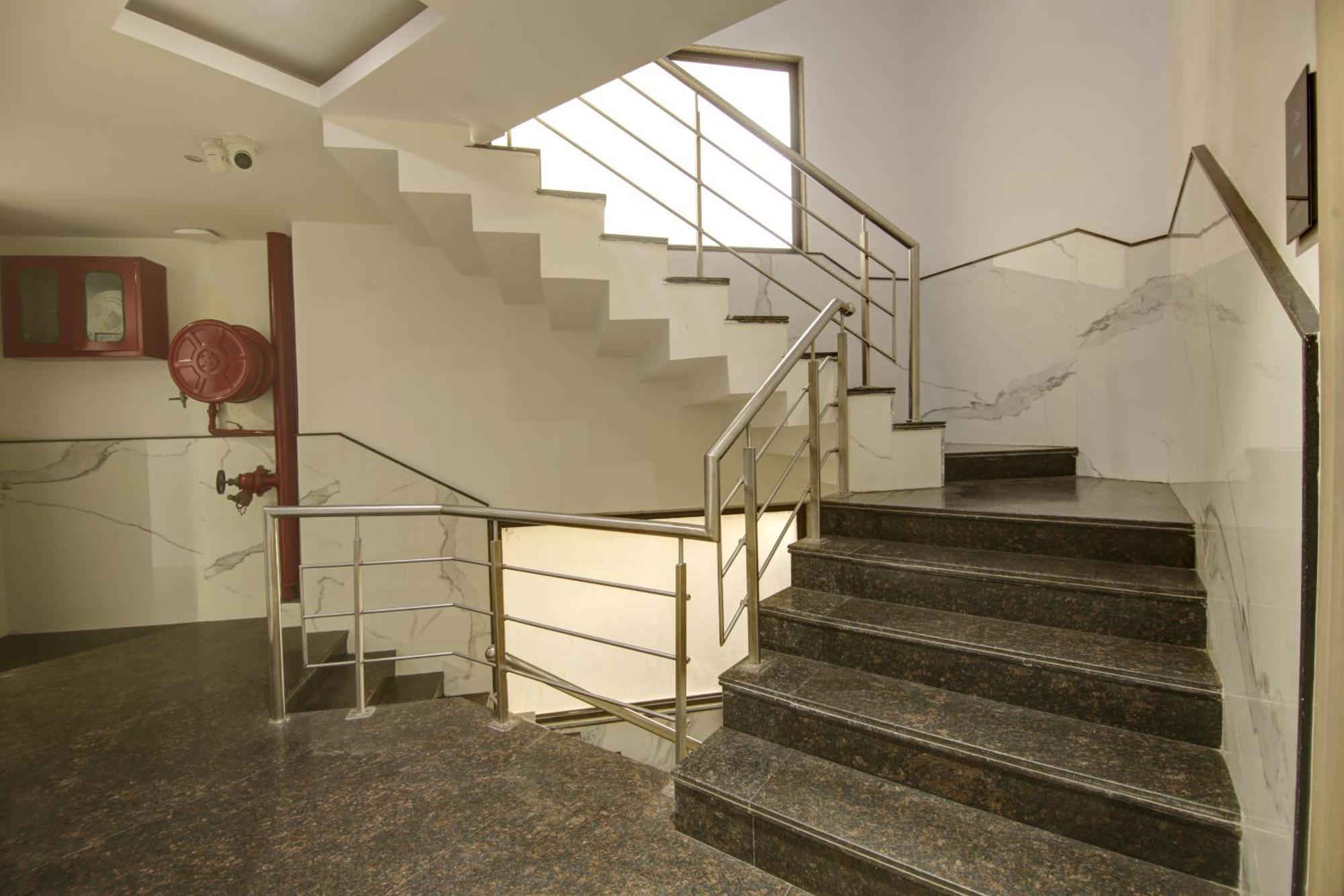 Hotel Delhi 37 By Star Group Near Delhi Airport Yeni Delhi Dış mekan fotoğraf
