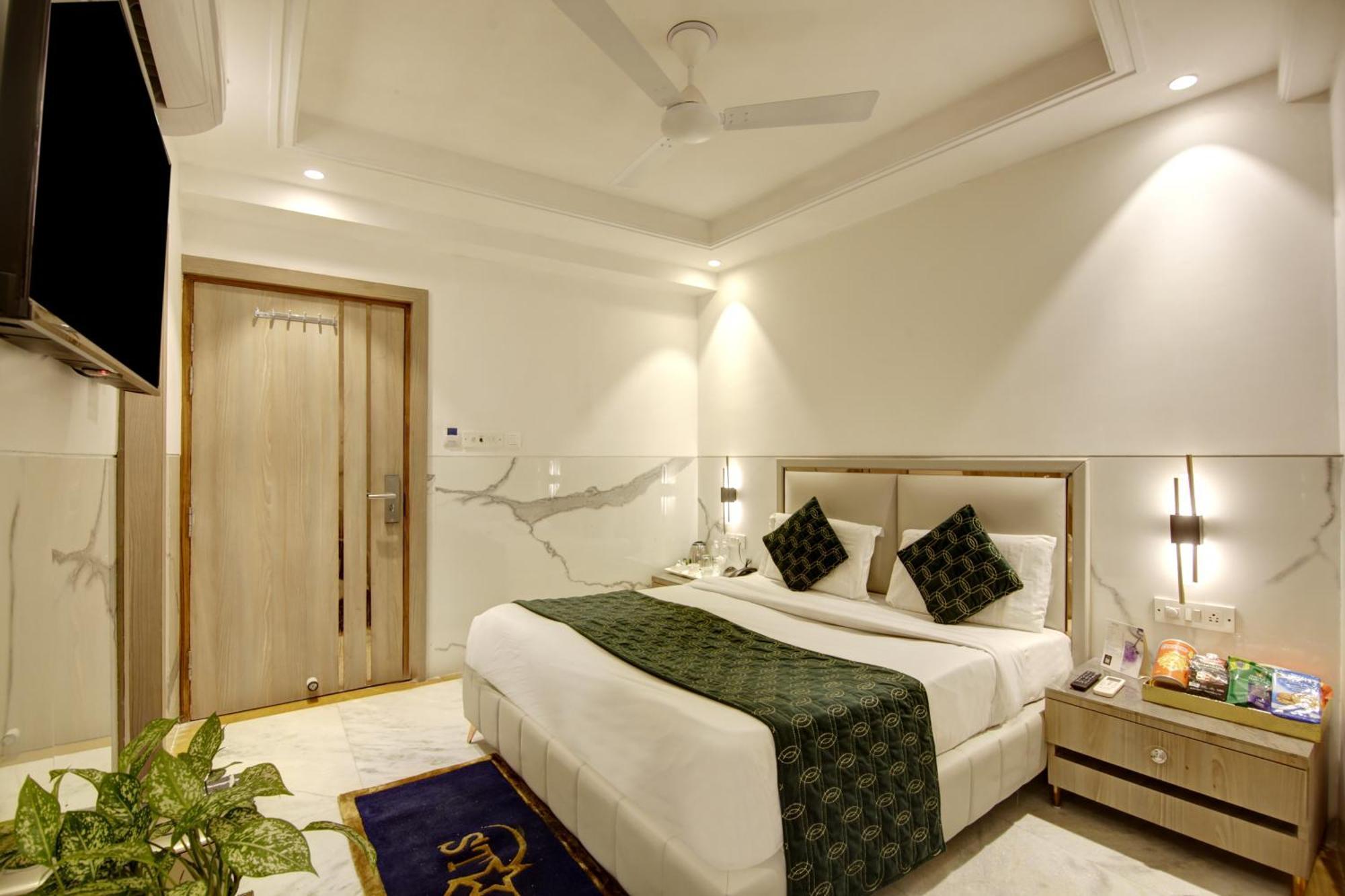 Hotel Delhi 37 By Star Group Near Delhi Airport Yeni Delhi Dış mekan fotoğraf